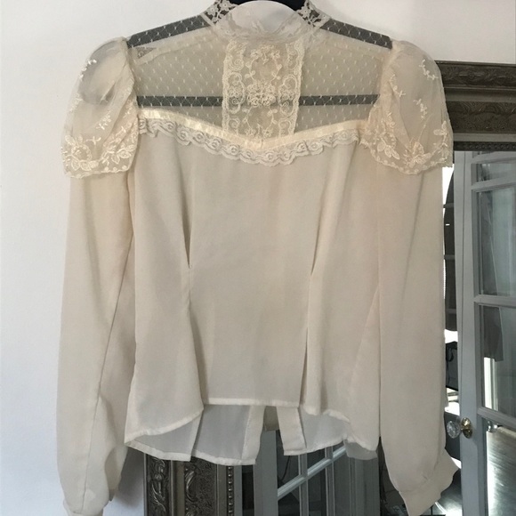 Victorian blouse - Picture 4 of 4